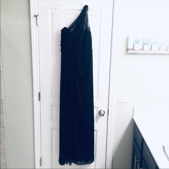 DAVIDS BRIDAL FLOOR LENGTH DRESS. Size 8 - Picture 3 of 6